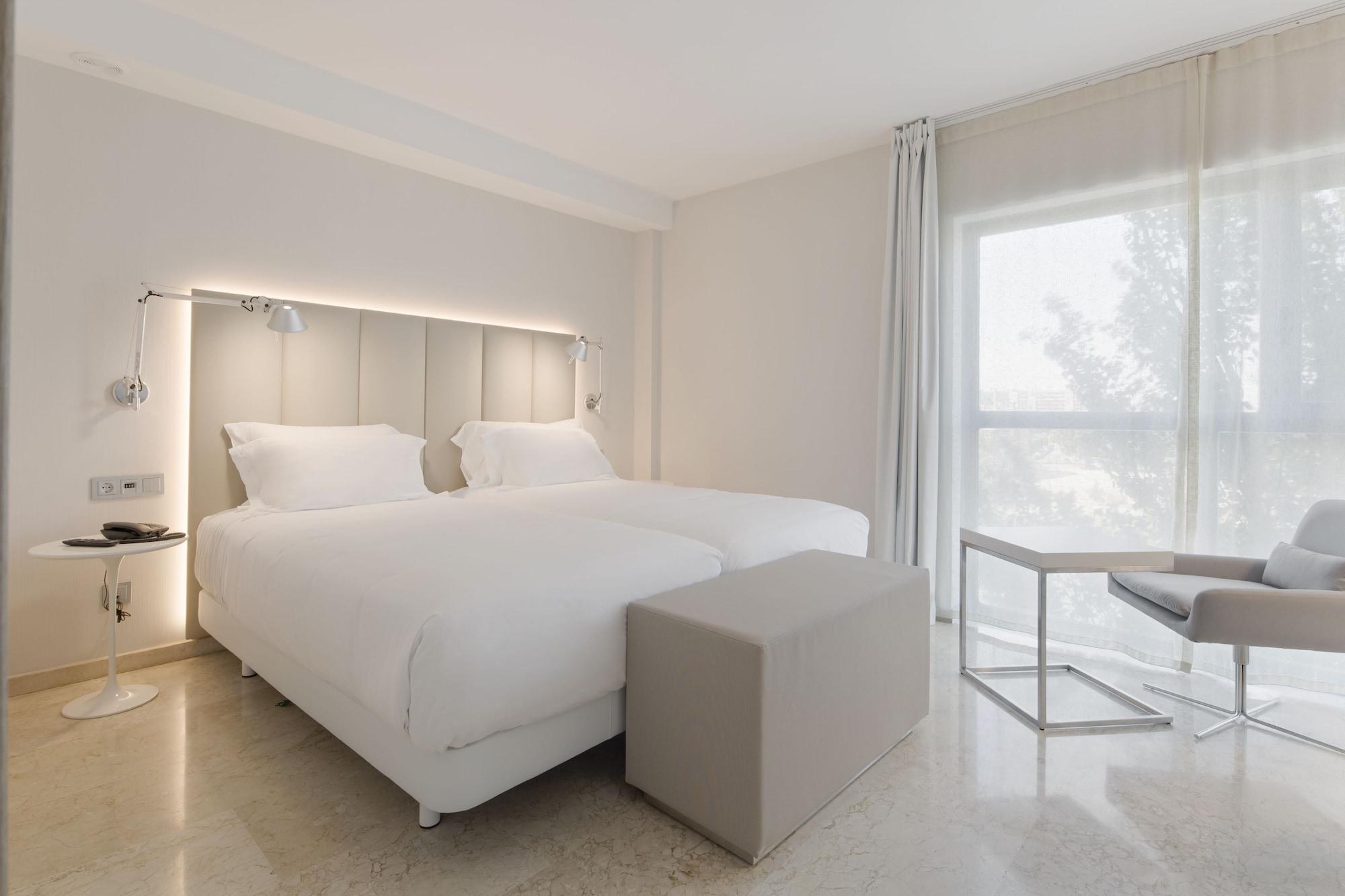 Nh Ciudad De Zaragoza Hotel Екстериор снимка