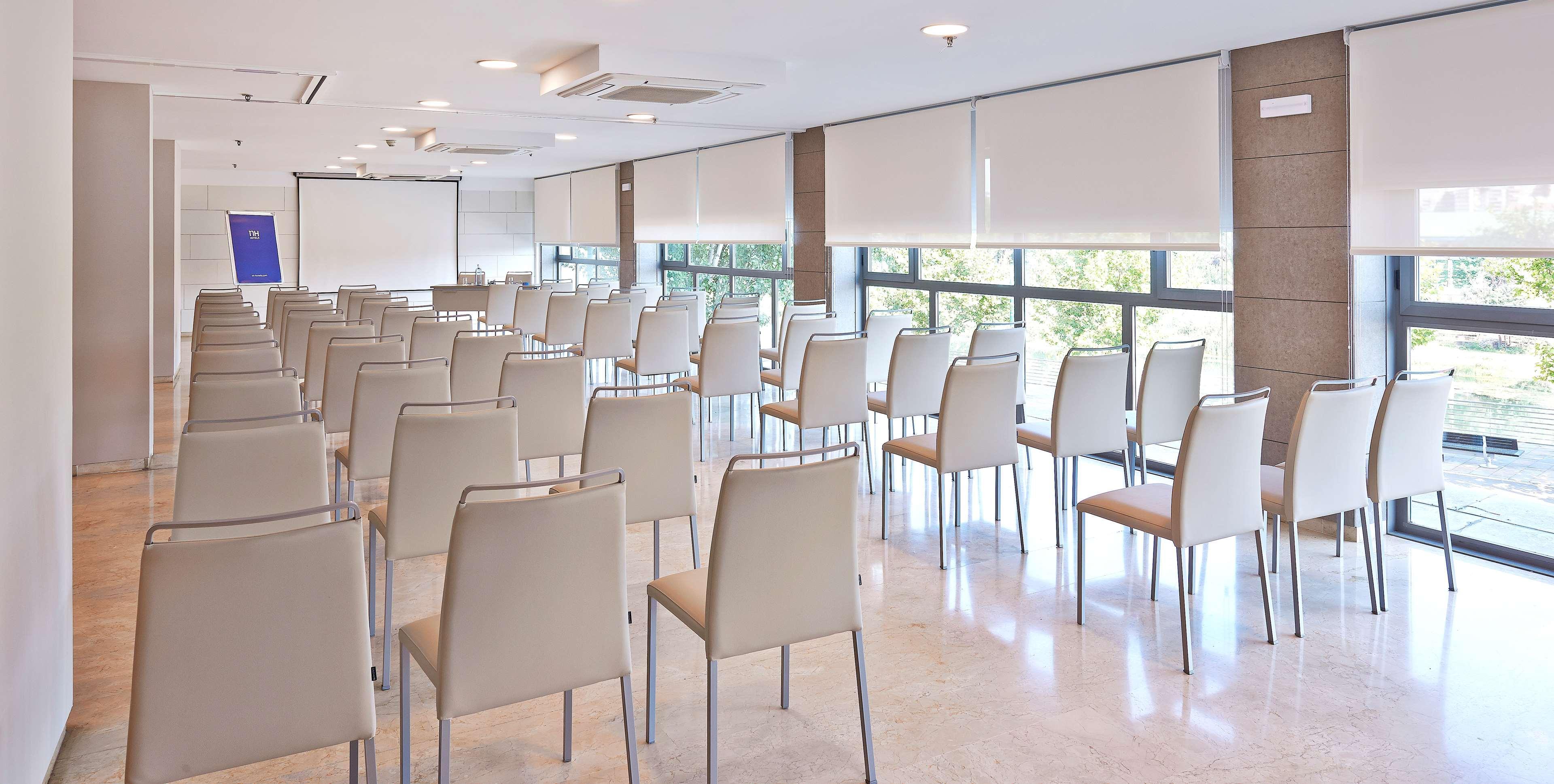 Nh Ciudad De Zaragoza Hotel Екстериор снимка