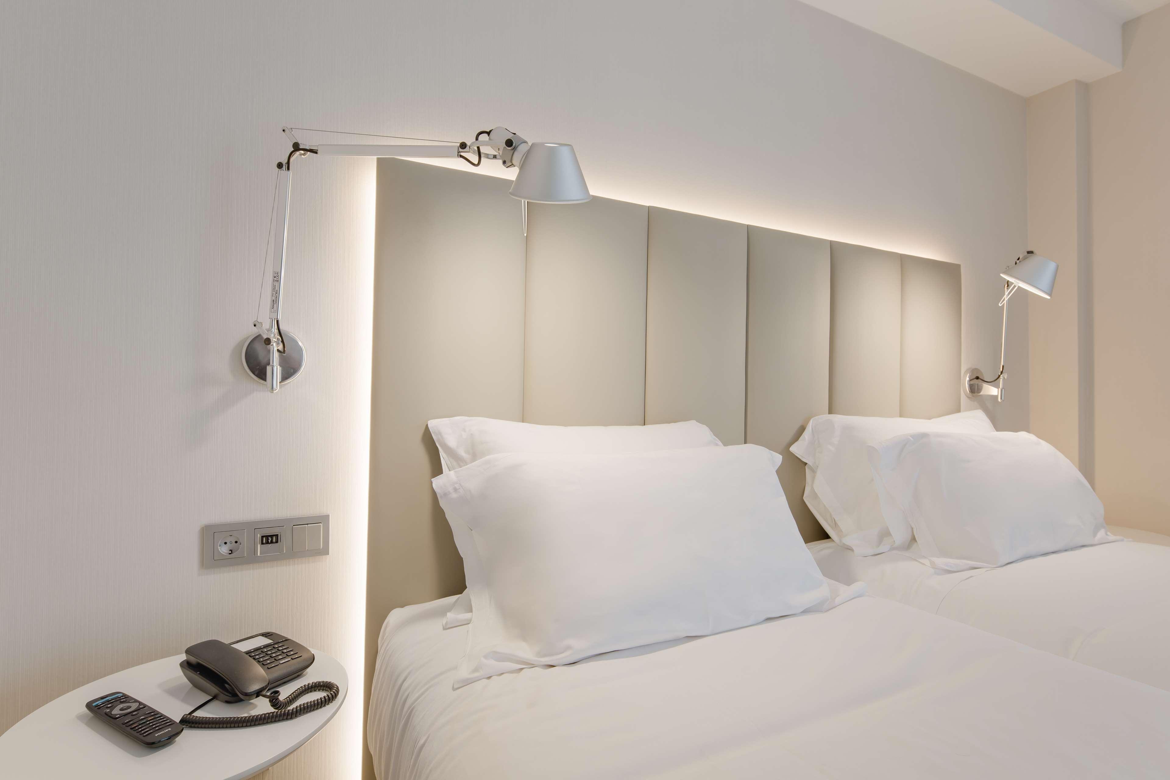 Nh Ciudad De Zaragoza Hotel Екстериор снимка
