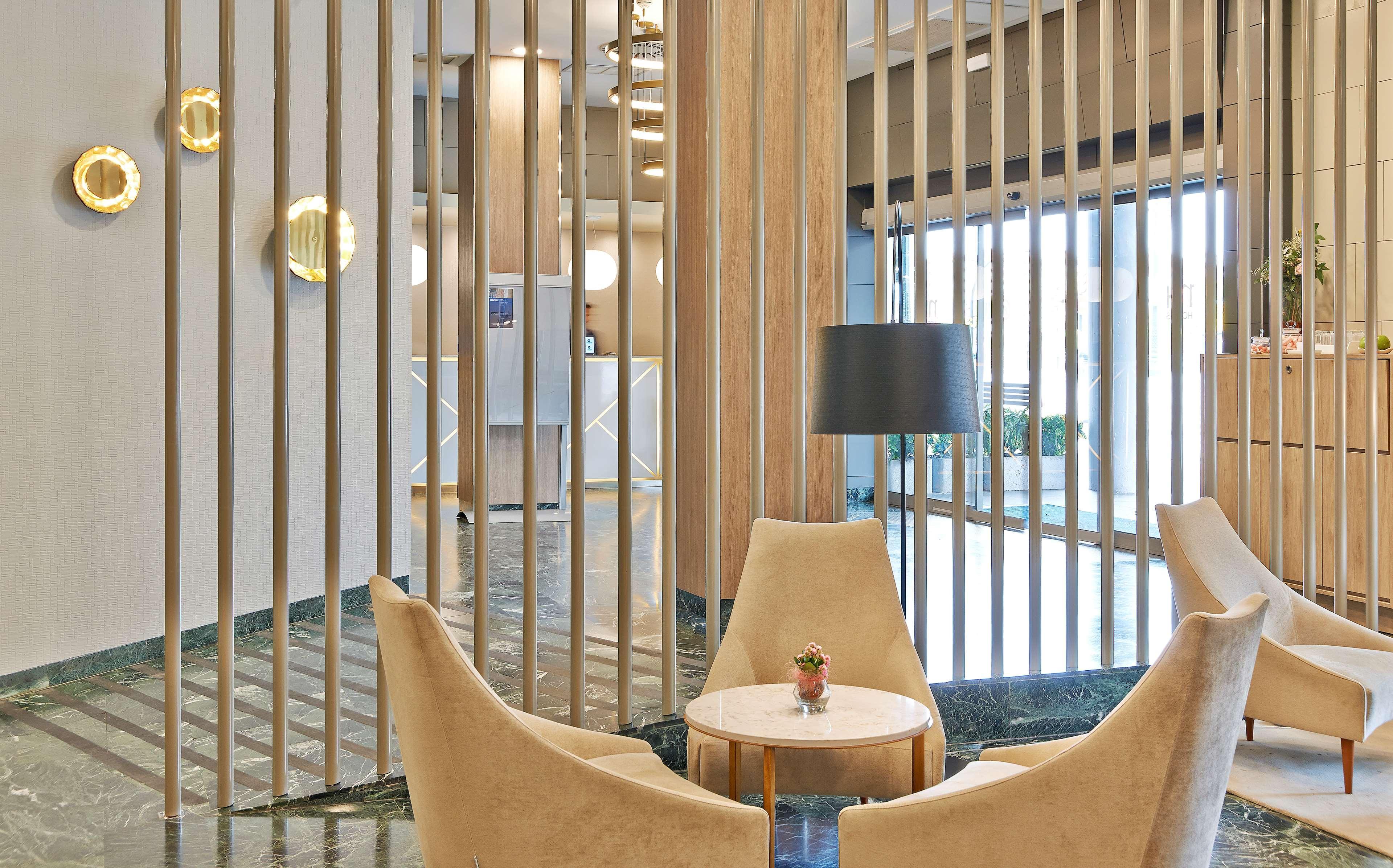 Nh Ciudad De Zaragoza Hotel Екстериор снимка