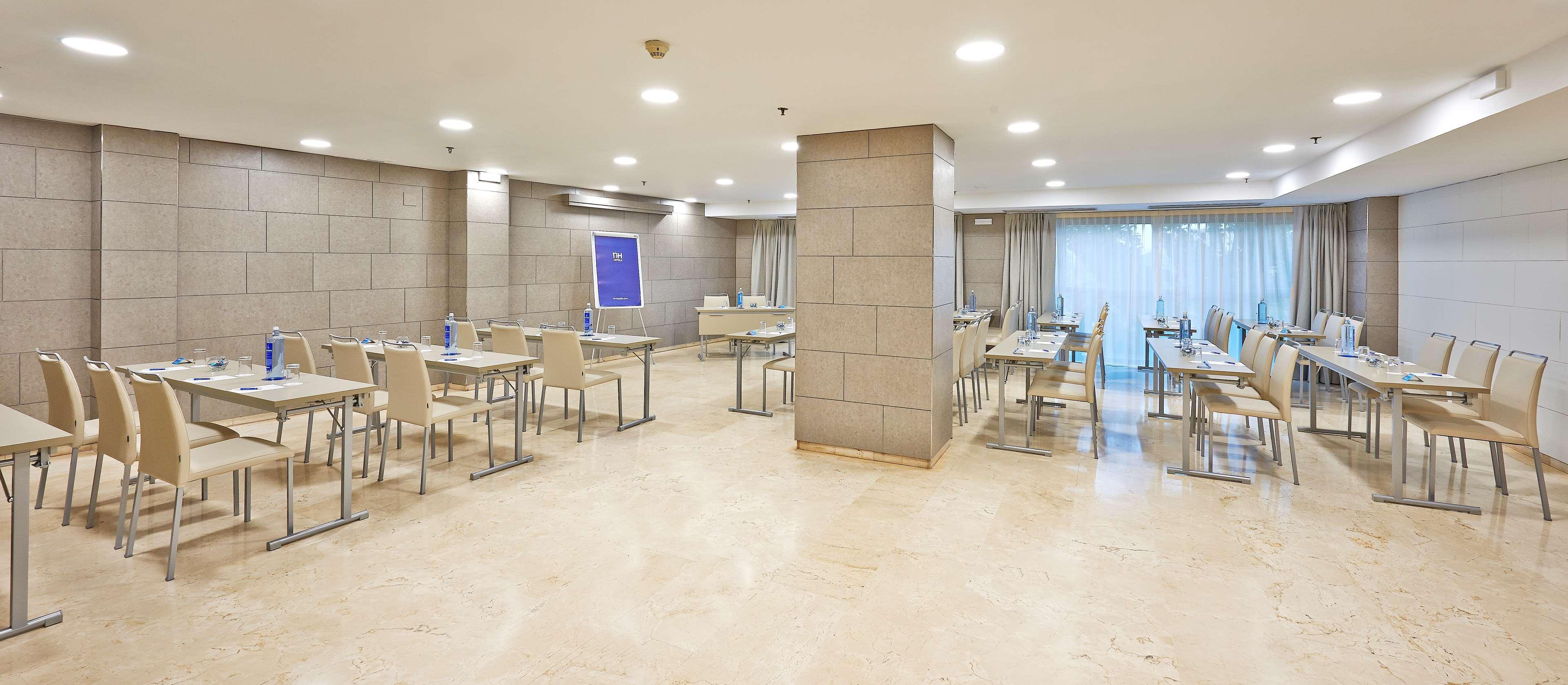 Nh Ciudad De Zaragoza Hotel Екстериор снимка