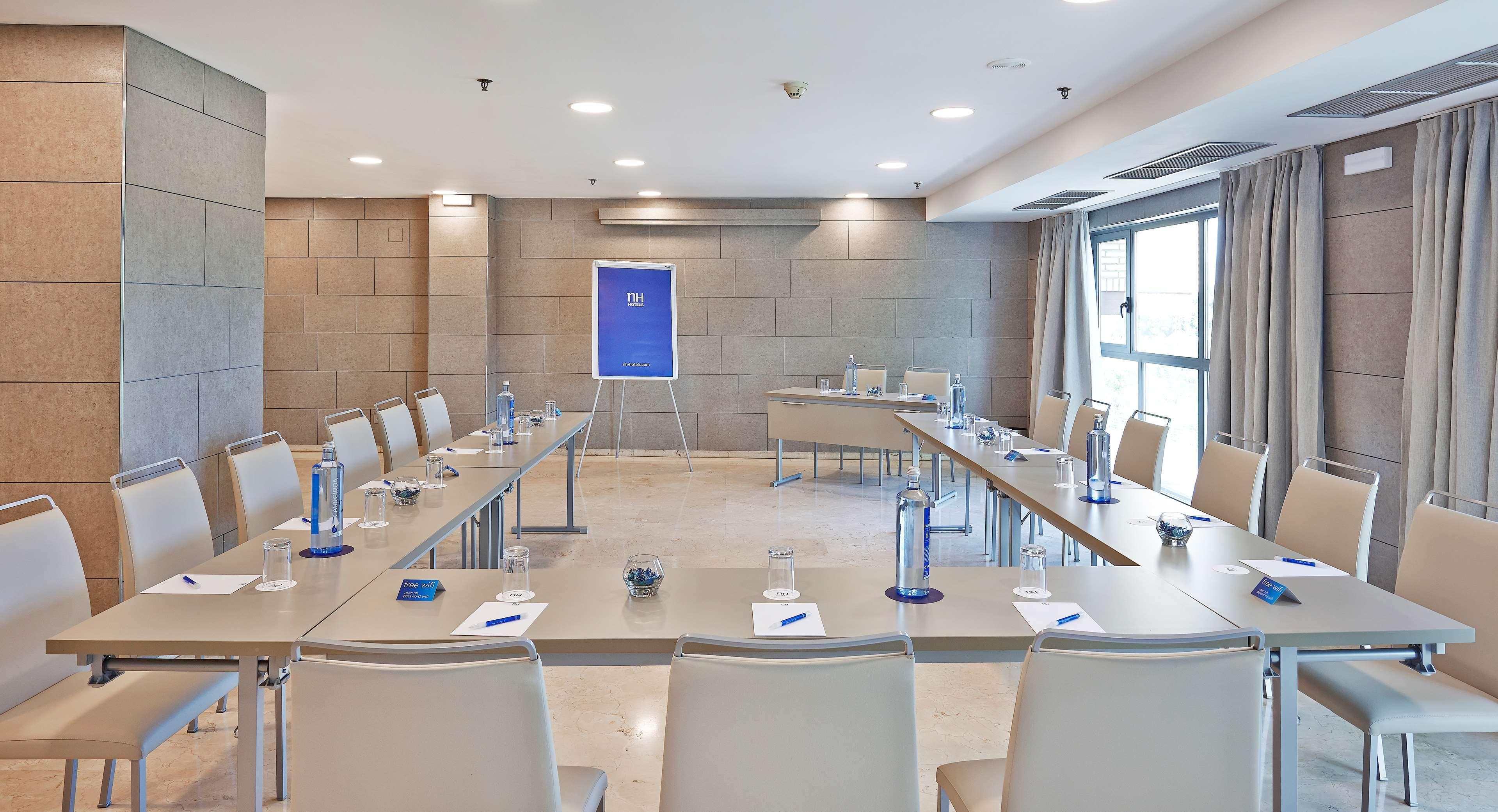 Nh Ciudad De Zaragoza Hotel Екстериор снимка