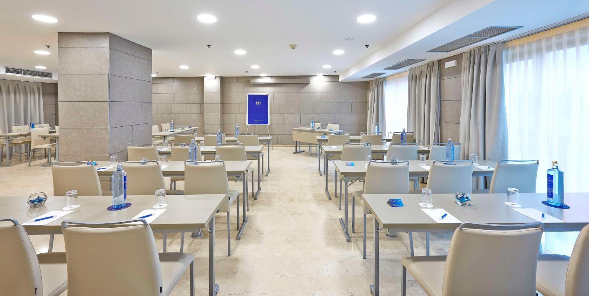 Nh Ciudad De Zaragoza Hotel Екстериор снимка