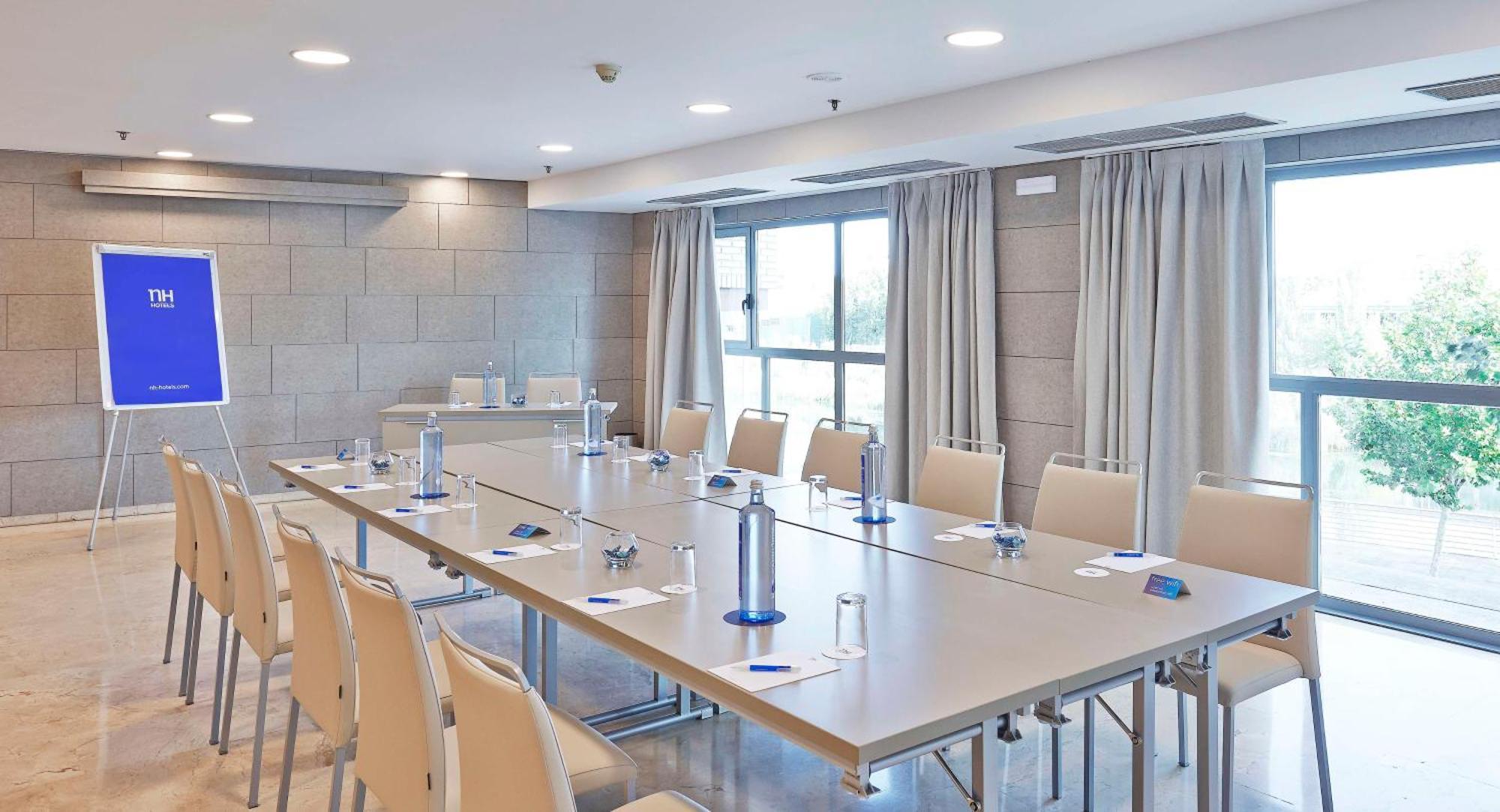 Nh Ciudad De Zaragoza Hotel Екстериор снимка