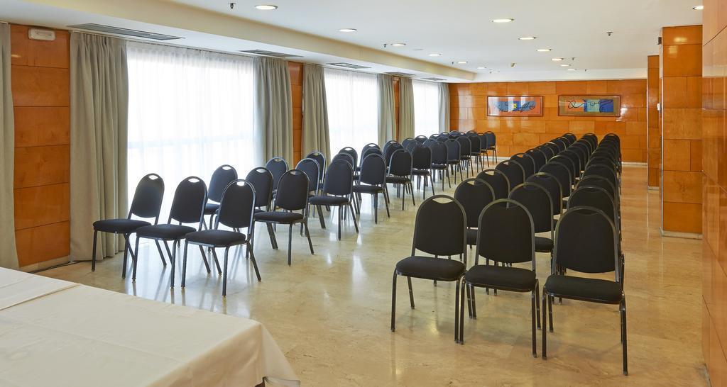 Nh Ciudad De Zaragoza Hotel Екстериор снимка