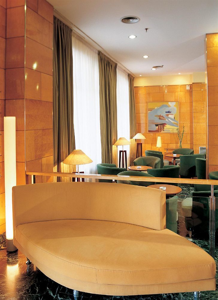 Nh Ciudad De Zaragoza Hotel Екстериор снимка